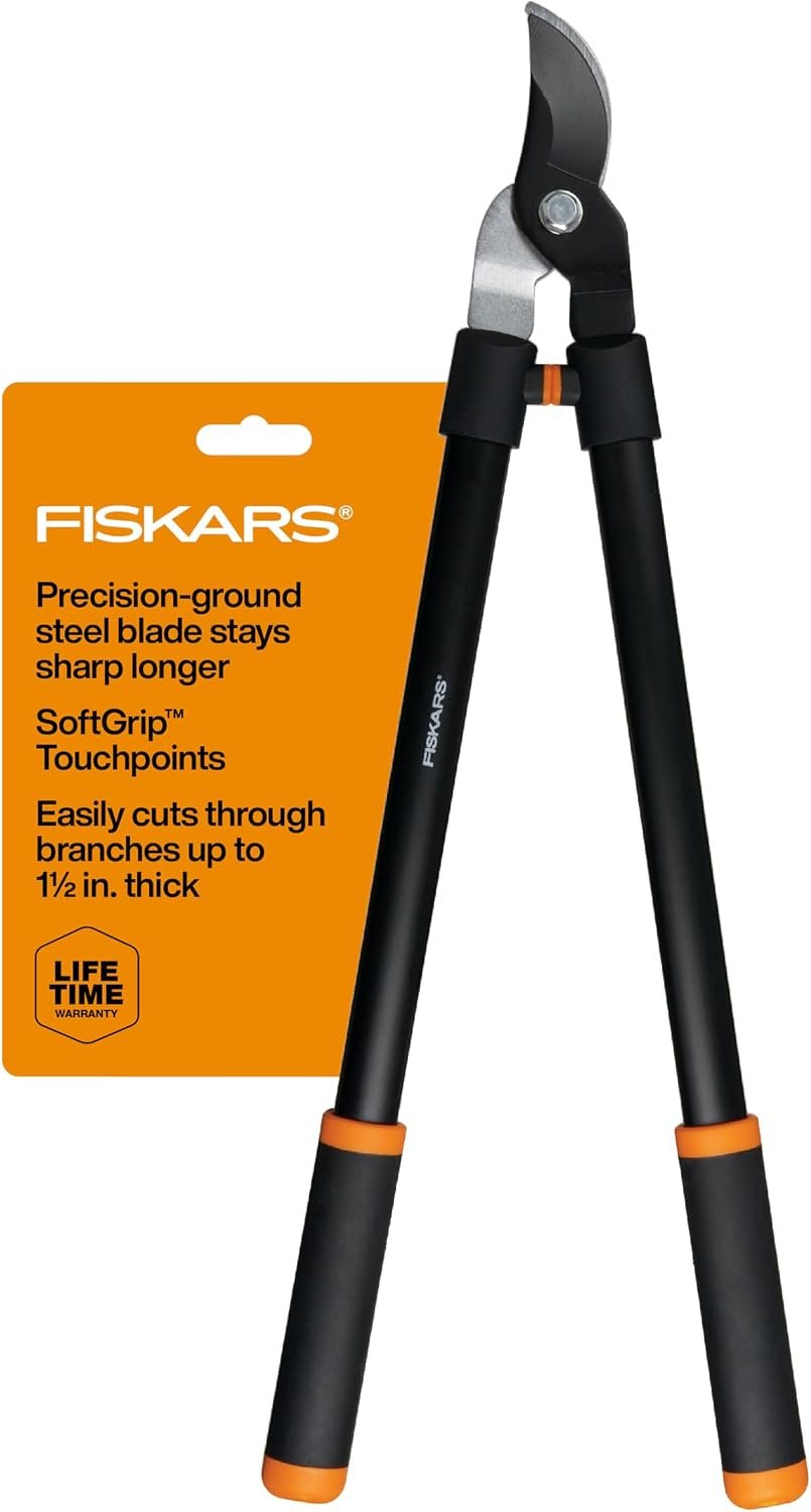 Fiskars 28” Garden Bypass Loppers, Tree Trimmer with 1.5″ Cut Capacity