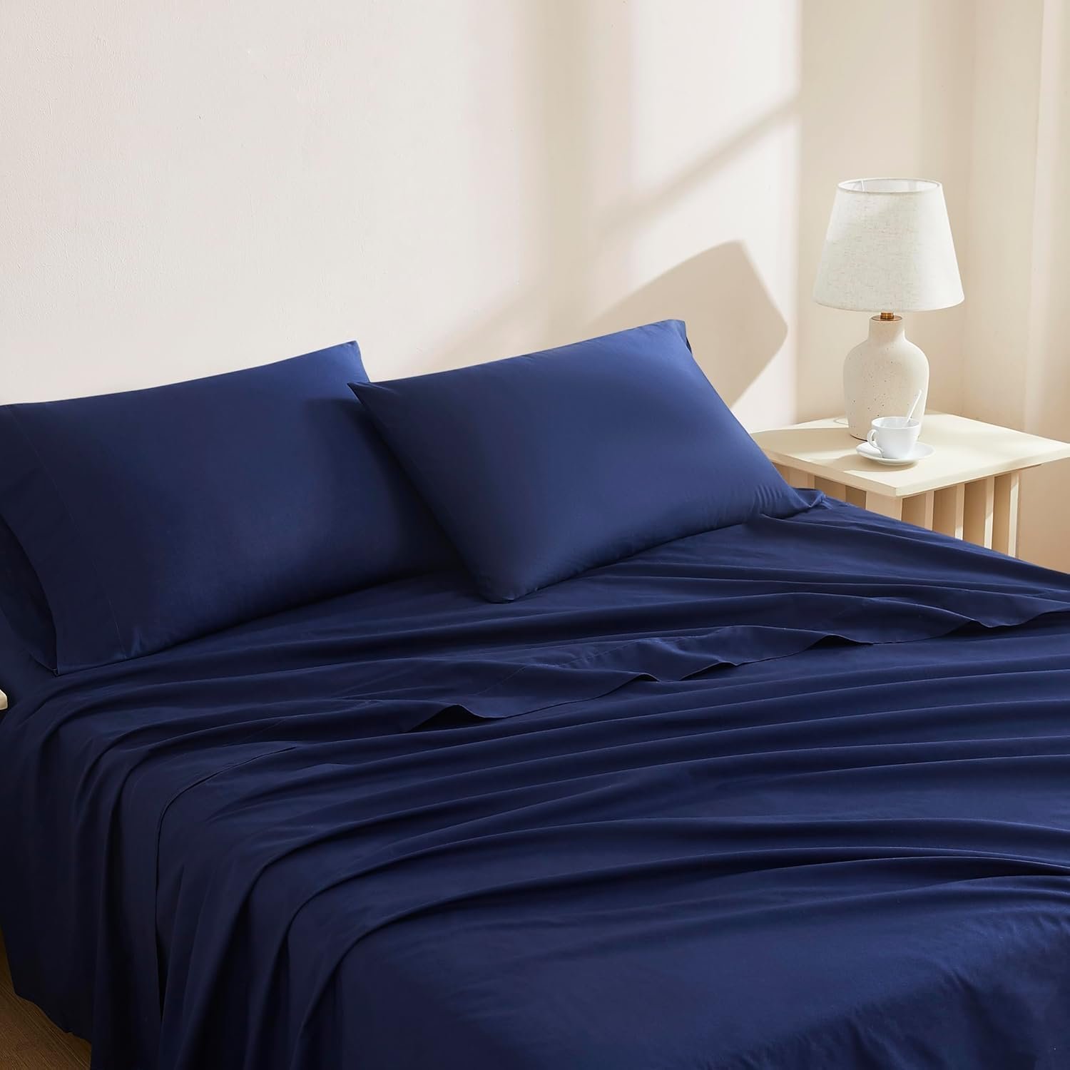 Linen Closet 100% Organic Cotton Queen Sheets Set, 4 Pieces, Navy – Percale Bed Sheets & Pillowcases Set – Up To 16″ Deep Pocket Fitted Sheet – Cooling, Crisp & Breathable – For Hot Sleepers